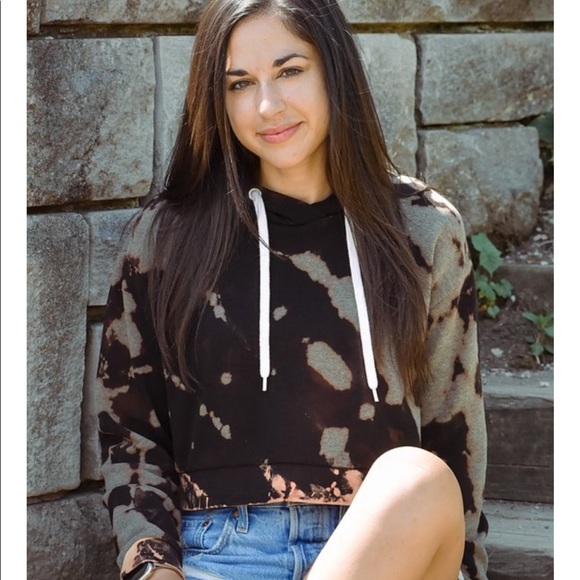 *CUSTOM REVERSE DYED CROPPED HOODIE - Picture 2 of 7